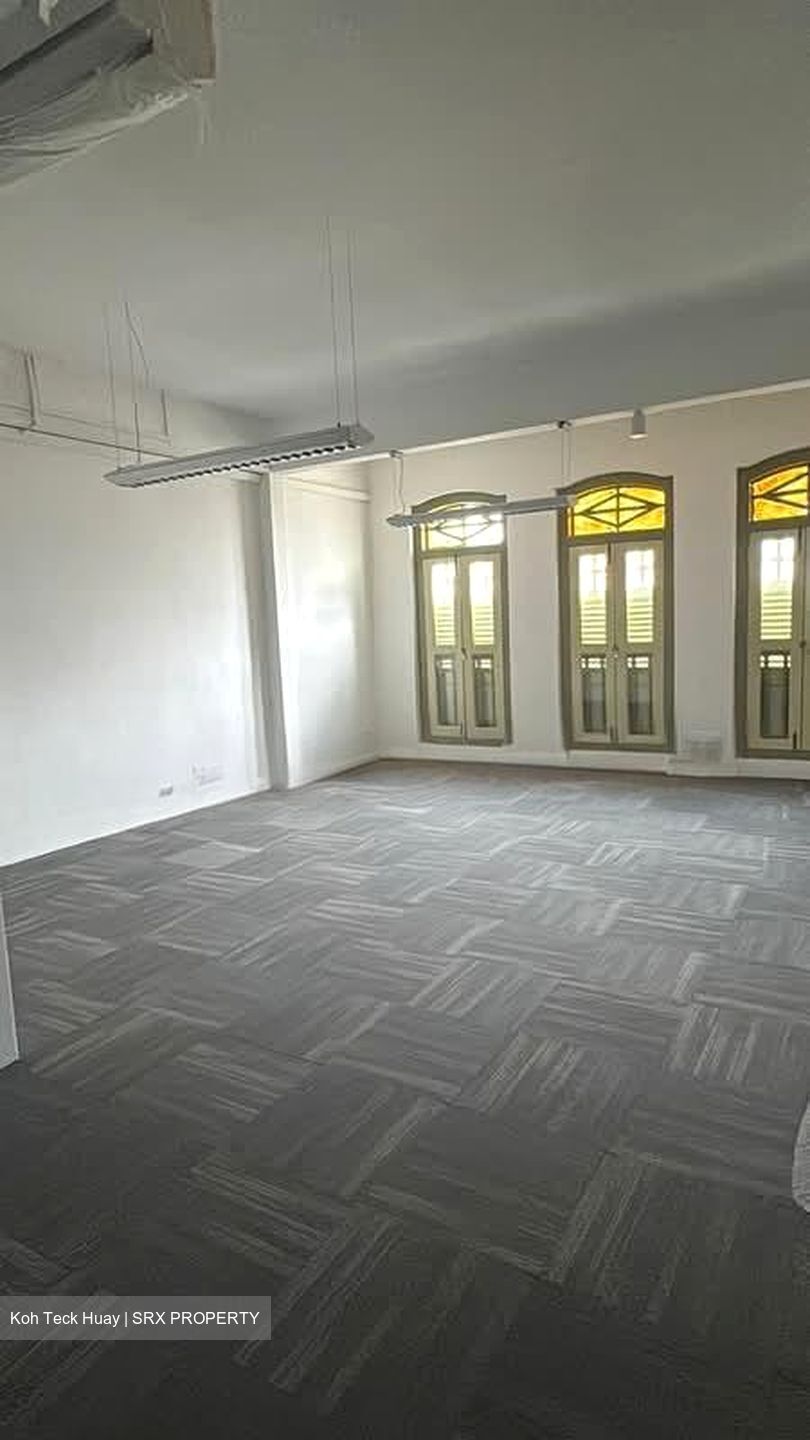 Pekin Street (D1), Office #579080111